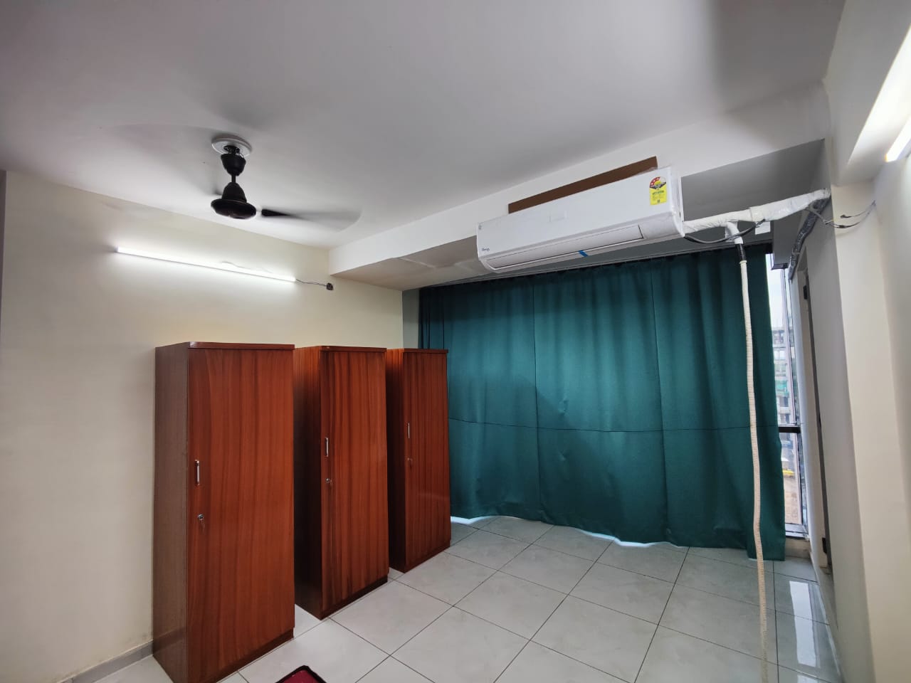 Gallery Image 16